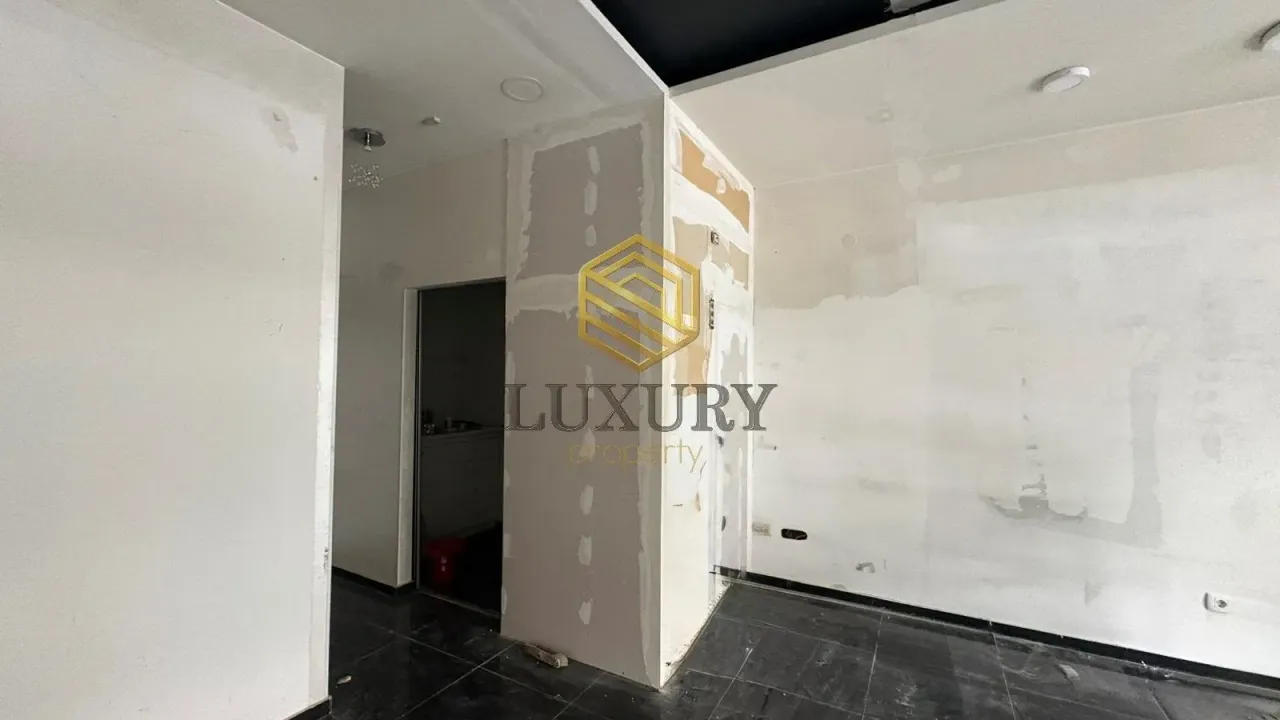 Rent, office space, 33m², City Kvart, Podgorica