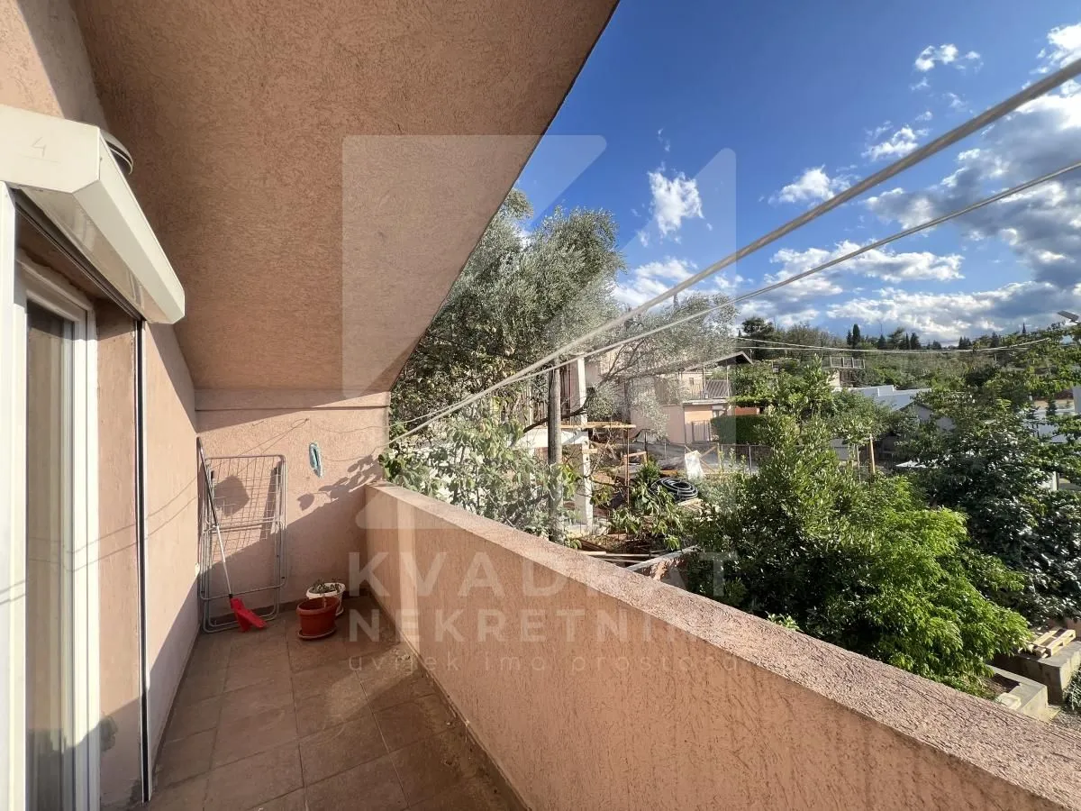 Rent, three bedroom apartment, 100m², Zagorič, Podgorica
