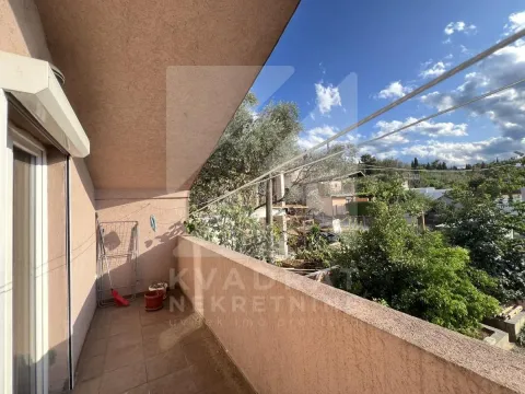 Rent, three bedroom apartment, 100m², Zagorič, Podgorica - image 12