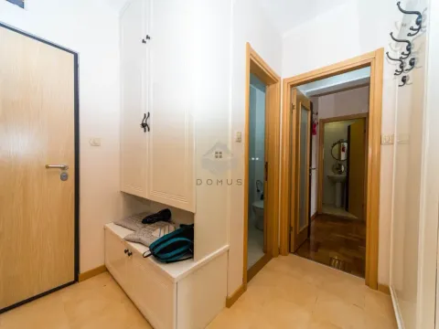 Rent, two bedroom apartment, 68m², Pobrežje, Podgorica - image 10
