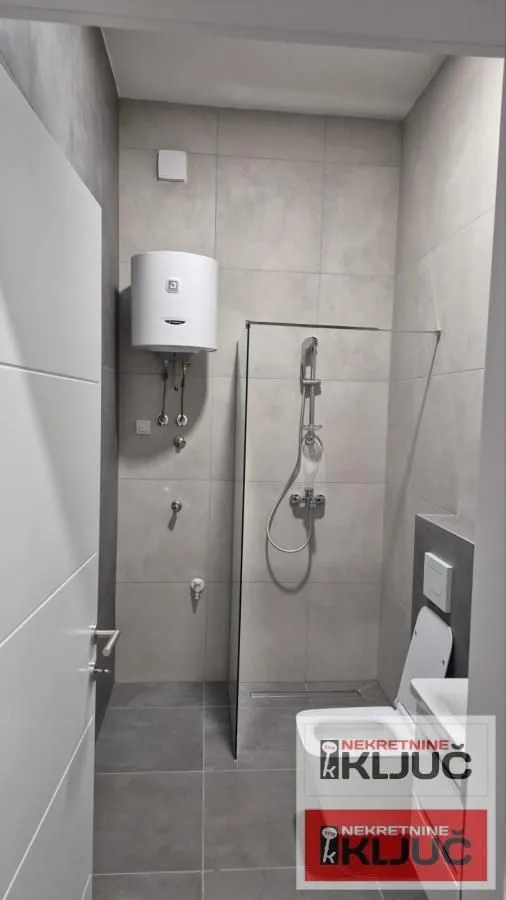 Prodaja, jednosoban stan, 31m², Grbavica, Novi Sad Sve Podlokacije