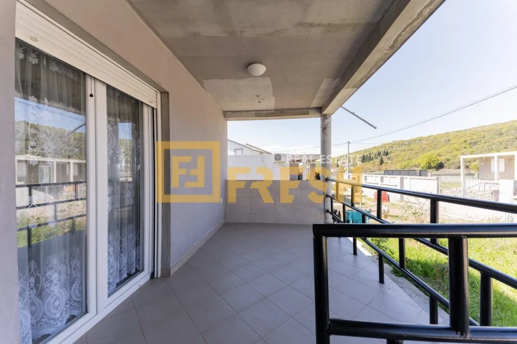 Prodaja, kuća, 100m², Konik, Podgorica