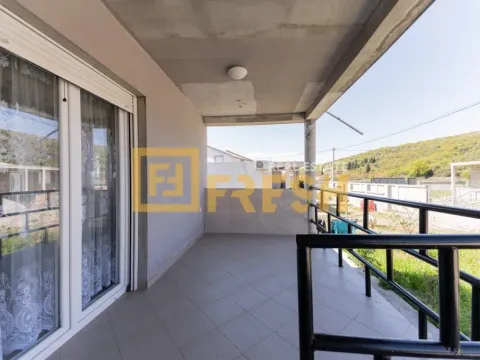 Prodaja, kuća, 100m², Konik, Podgorica - image 2