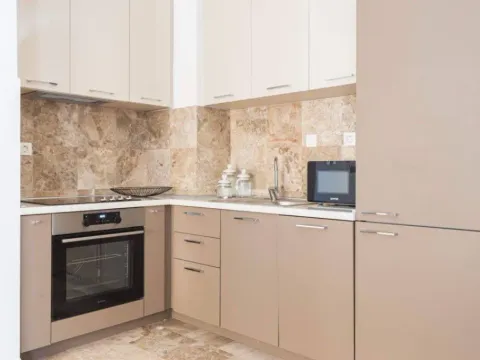 Sale, one bedroom apartment, 87m², Pržno, Budva - image 6