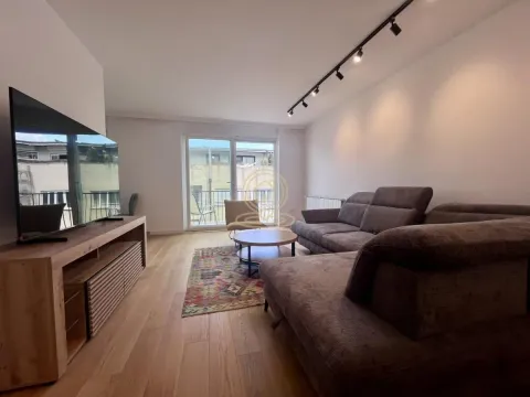 Rent, two bedroom apartment, 60m², Stari Grad, Beograd - image 12
