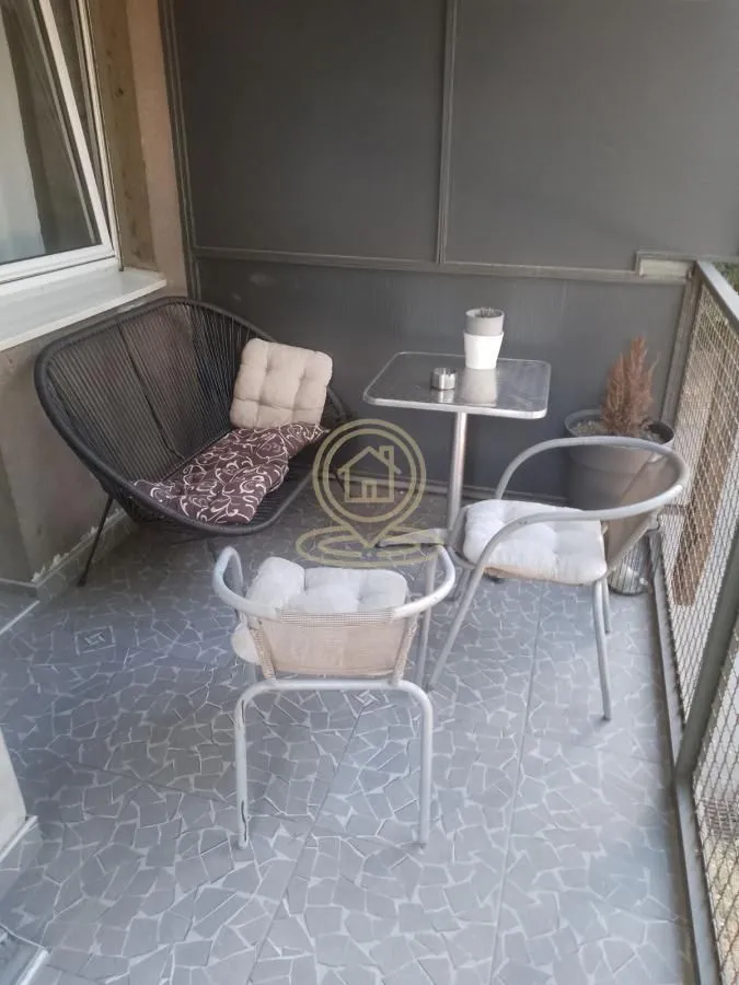 Izdavanje, trosoban stan, 78m², Južni Bulevar, Vračar Sve Podlokacije