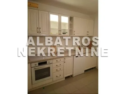 Izdavanje, trosoban stan, 82m², Zemun Sve Podlokacije, Beograd - image 3