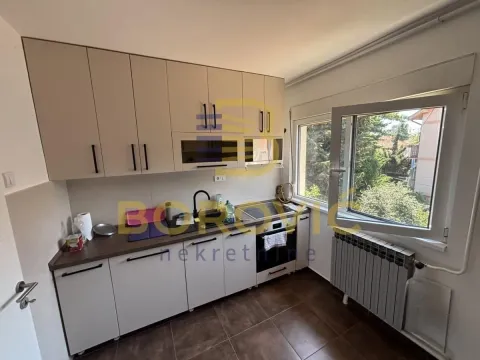 Izdavanje, trosoban stan, 100m², Autokomanda, Voždovac Sve Podlokacije - image 14