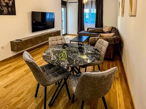 Prodaja, dvosoban stan, 69m², New City, Podgorica - image 3