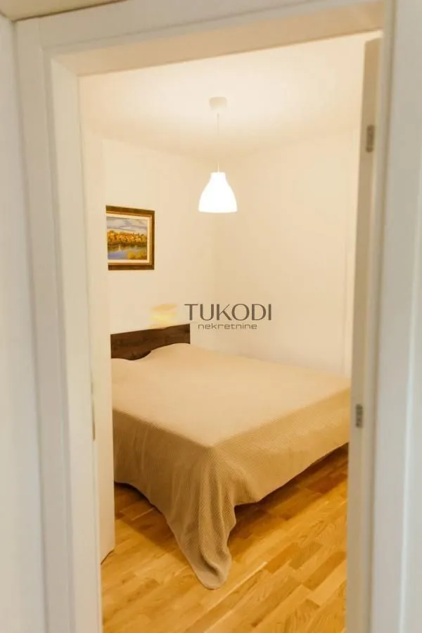 Izdavanje, jednosoban stan, 42m², Podbara, Novi Sad Sve Podlokacije