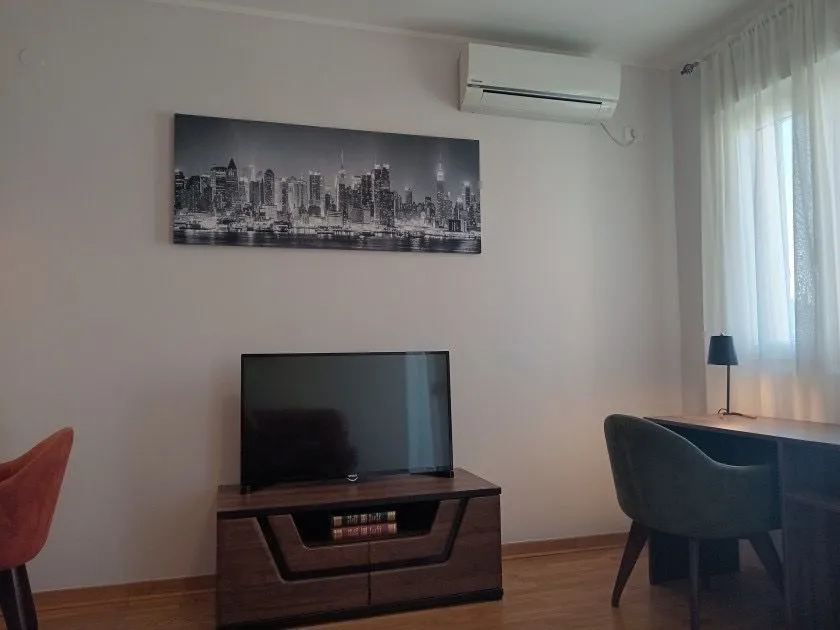 Rent, one bedroom apartment, 42m², City Kvart, Podgorica