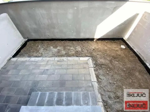 Prodaja, trosoban stan, 55m², Petrovaradin, Novi Sad - image 8