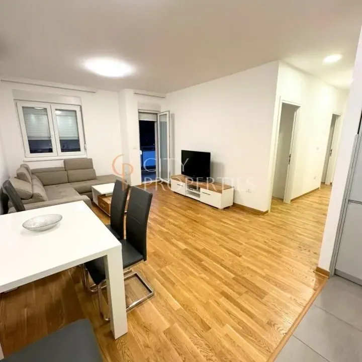 Izdavanje, stan, 64m², City Kej, Podgorica