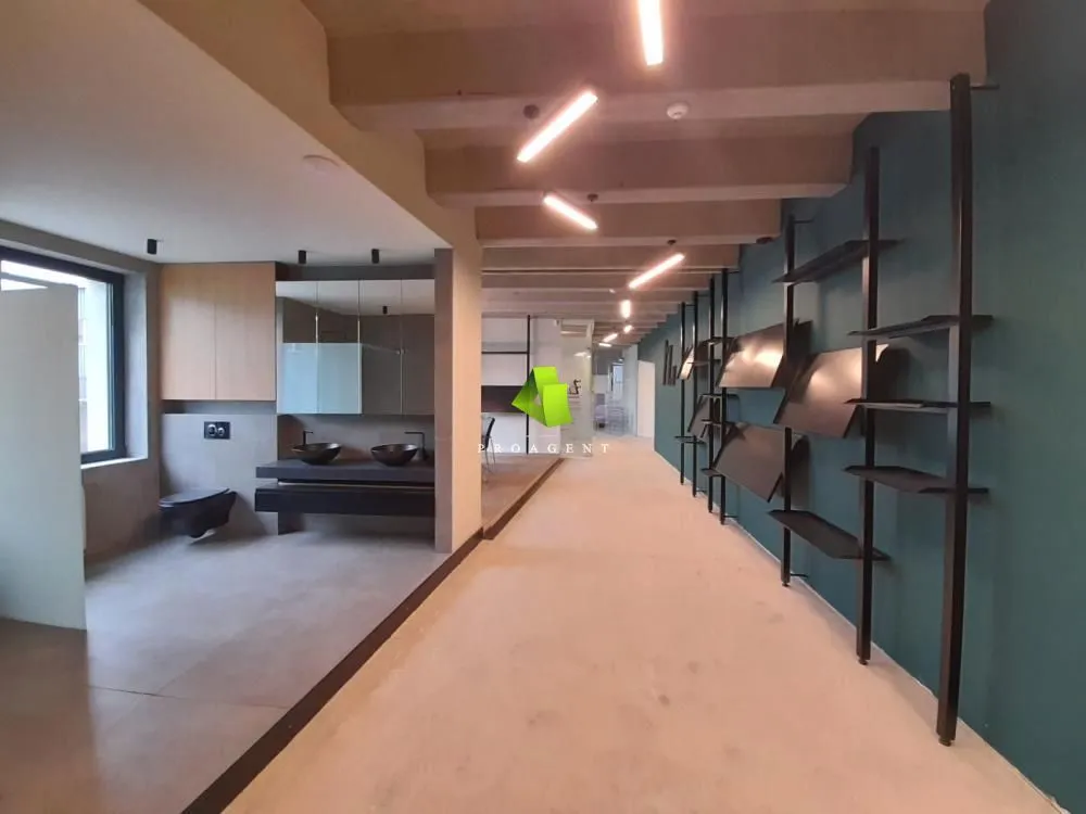 Rent, office space, 130m², Crveni Krst, Niš