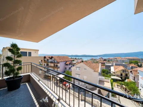Prodaja, dvosoban stan, 78m², Tivat, Crna Gora