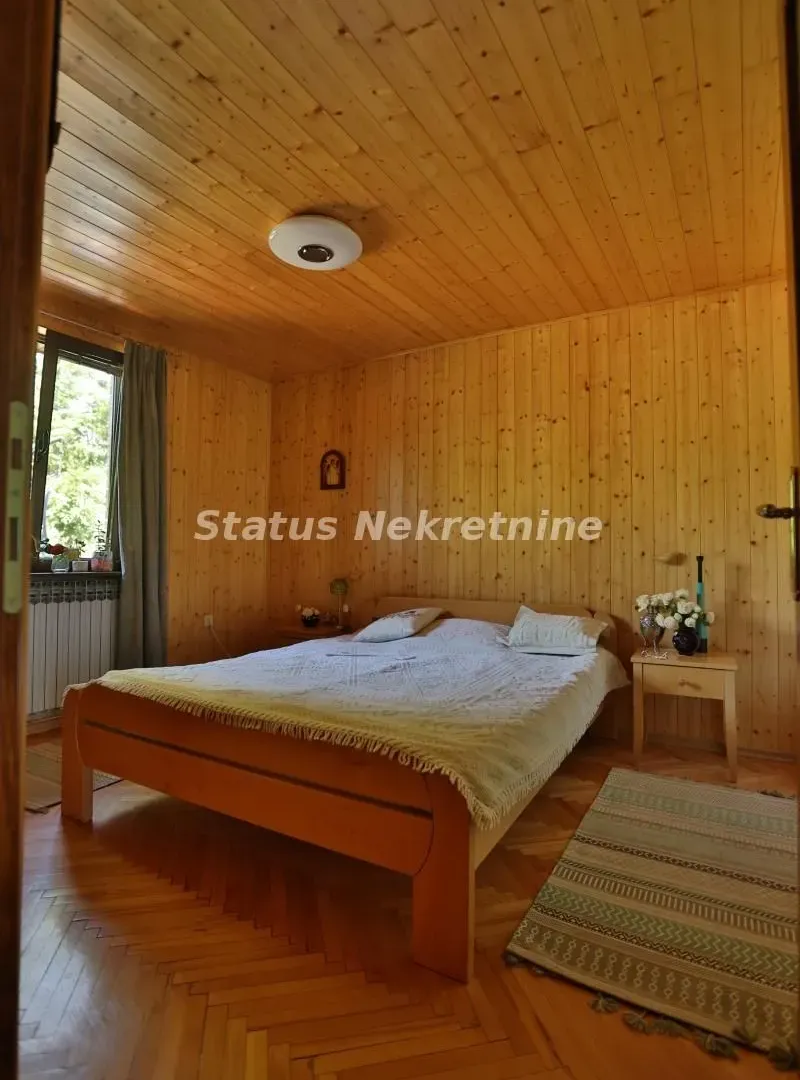 Prodaja, kuća, 322m², Ledinci, Petrovaradin