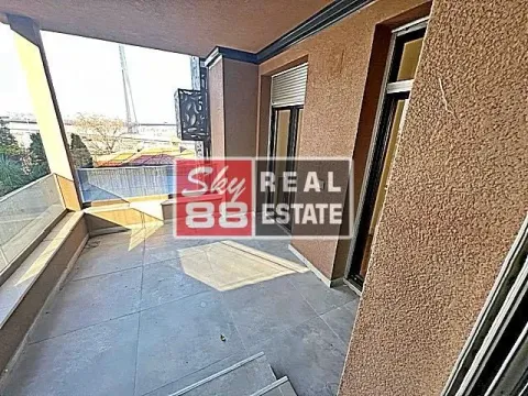 Izdavanje, četvorosoban stan, 177m², Savski Venac, Beograd - image 11