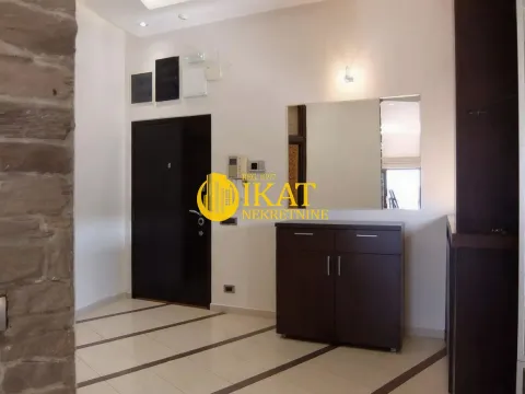 Izdavanje, četvorosoban stan, 174m², Neimar, Vračar Sve Podlokacije - image 3