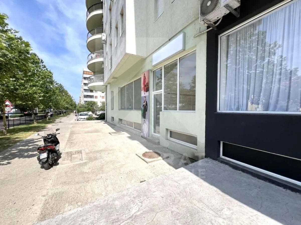 Rent, office space, 40m², Stari Aerodrom, Podgorica