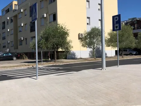 Rent, one bedroom apartment, 37m², Tološka šuma, Podgorica - image 9