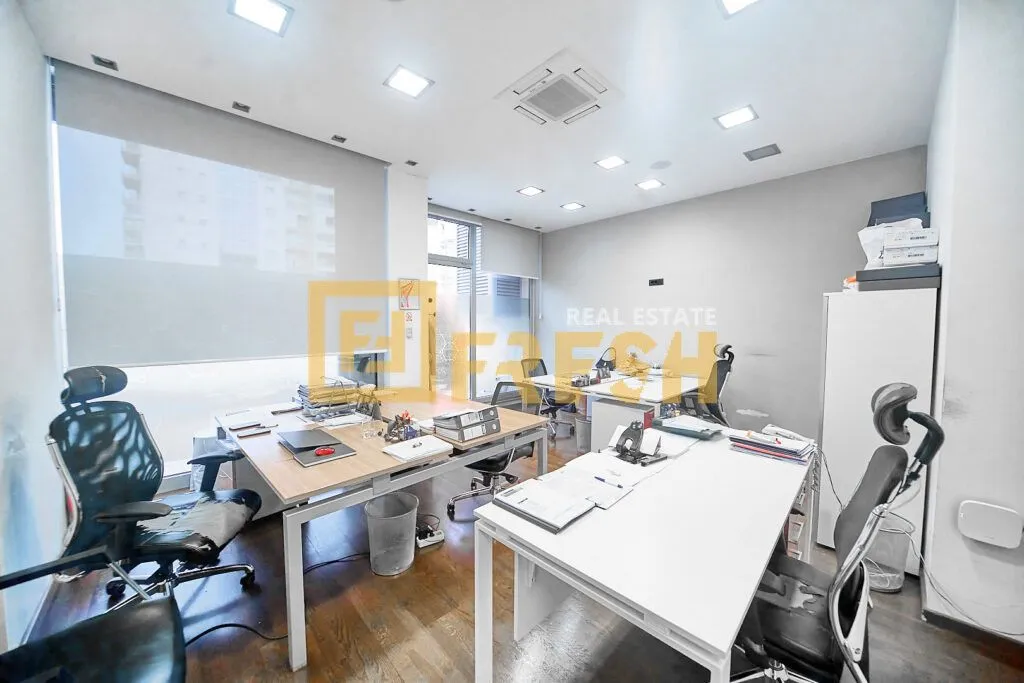Rent, office space, 160m², City Kvart, Podgorica