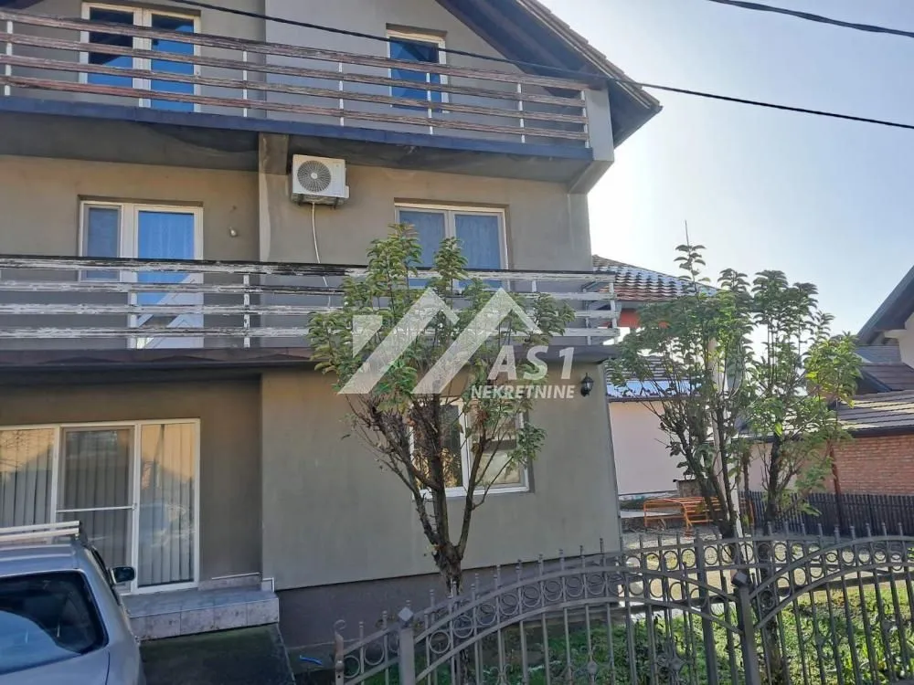 Prodaja, kuća, 300m², Centar, Kotor
