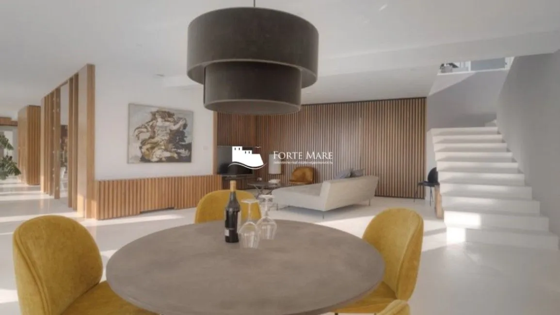 Sale, apartment, 1000m², Rafailovići, Budva