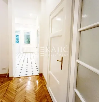 Rent, three bedroom apartment, 105m², Stari Grad, Beograd - image 3