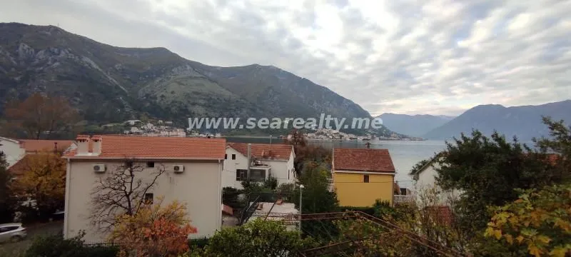 Sale, house, 190m², Dobrota, Kotor