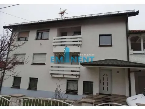 Prodaja, kuća, 300m², Sremčica, Beograd - image 2