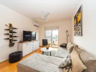 Prodaja, jednosoban stan, 46m², Stari Aerodrom, Podgorica - image 1