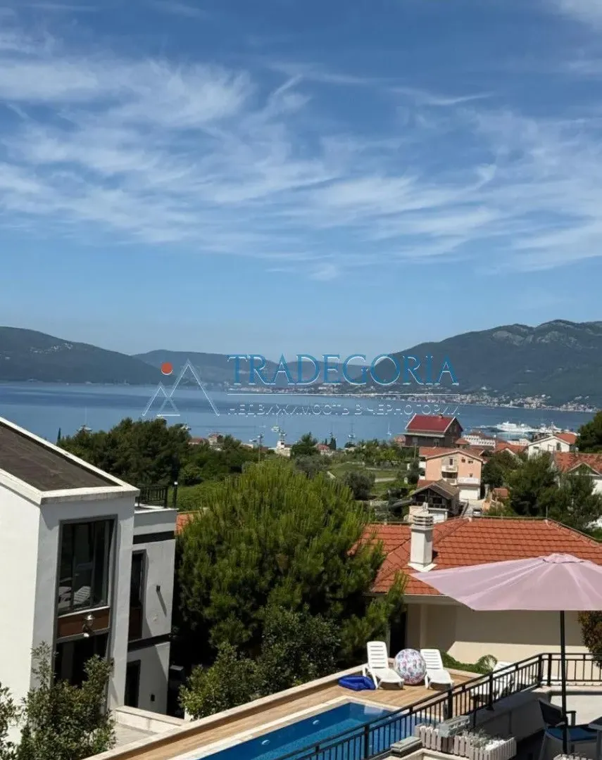 Prodaja, dvosoban stan, 70m², Tivat, Crna Gora