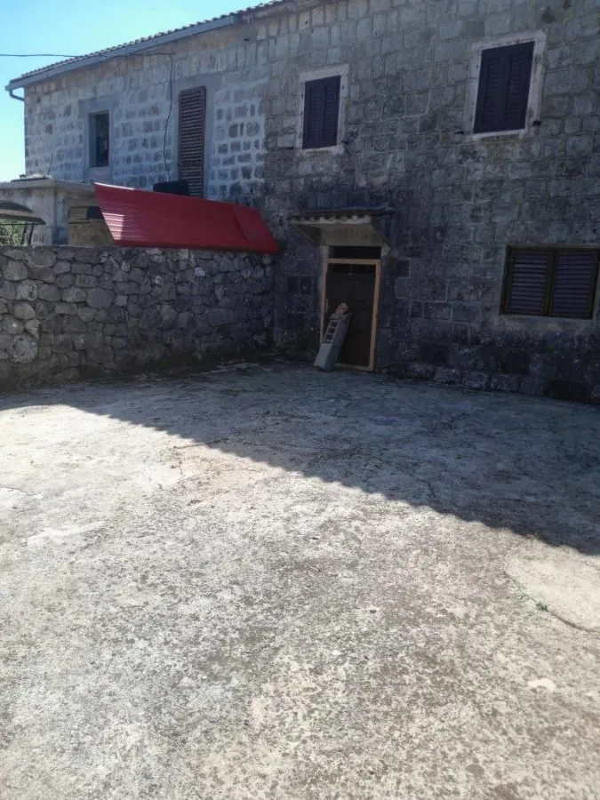 Prodaja, plac, 1720m², Kotor, Crna Gora