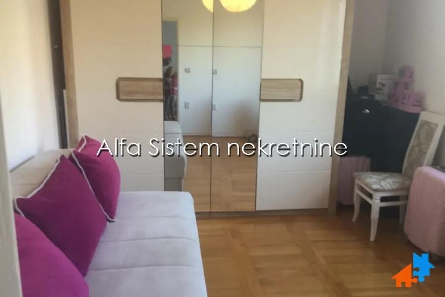 Rent, three bedroom apartment, 67m², Savski Venac, Beograd