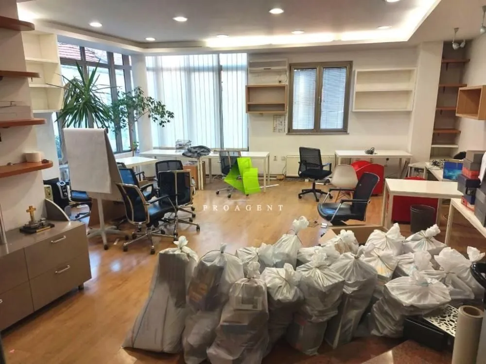 Rent, office space, 150m², Medijana, Niš