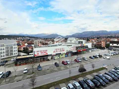 Izdavanje, jednosoban stan, 45m², Stari Aerodrom, Podgorica - image 15