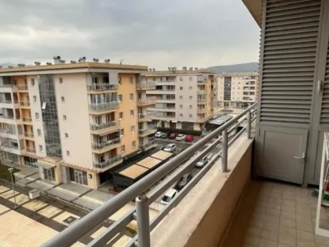 Prodaja, jednosoban stan, 51m², City Kvart, Podgorica - image 1