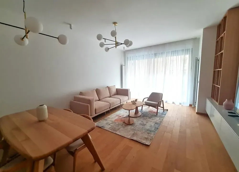 Izdavanje, dvosoban stan, 59m², Stari Grad, Beograd