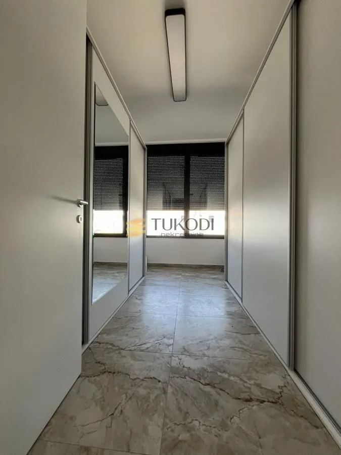 Prodaja, stan, 145m², Sremska Kamenica, Petrovaradin