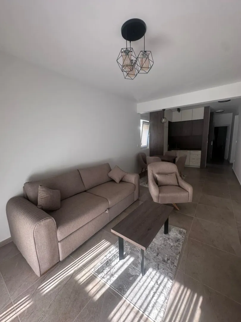 Rent, one bedroom apartment, 47m², Centar, Budva