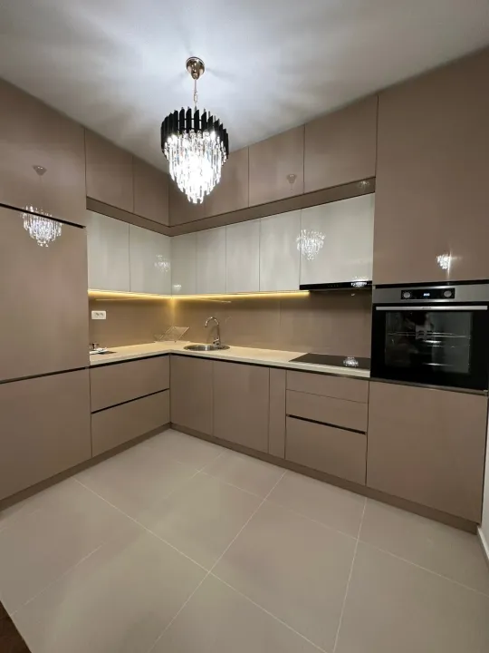 Izdavanje, jednosoban stan, 56m², Master Kvart, Podgorica