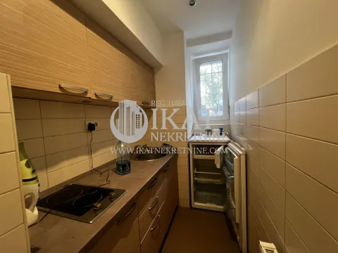 Izdavanje, poslovni prostor, 82m², Stari Grad, Beograd - image 14
