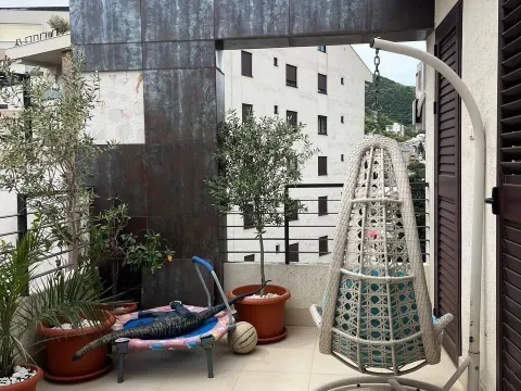 Sale, two bedroom apartment, 83m², Budva, Crna Gora - image 4