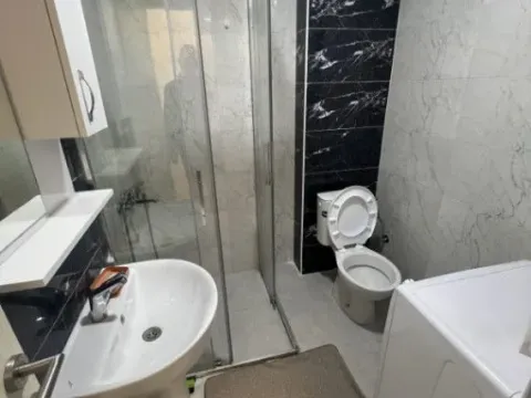 Izdavanje, garsonjera, 27m², Popovići, Bar - image 9