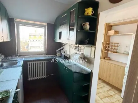 Izdavanje, stan, 210m², Čukarica, Beograd - image 7