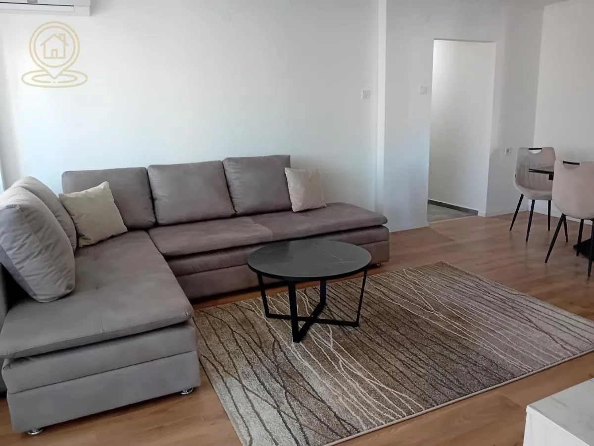 Rent, three bedroom apartment, 65m², Medijana, Niš