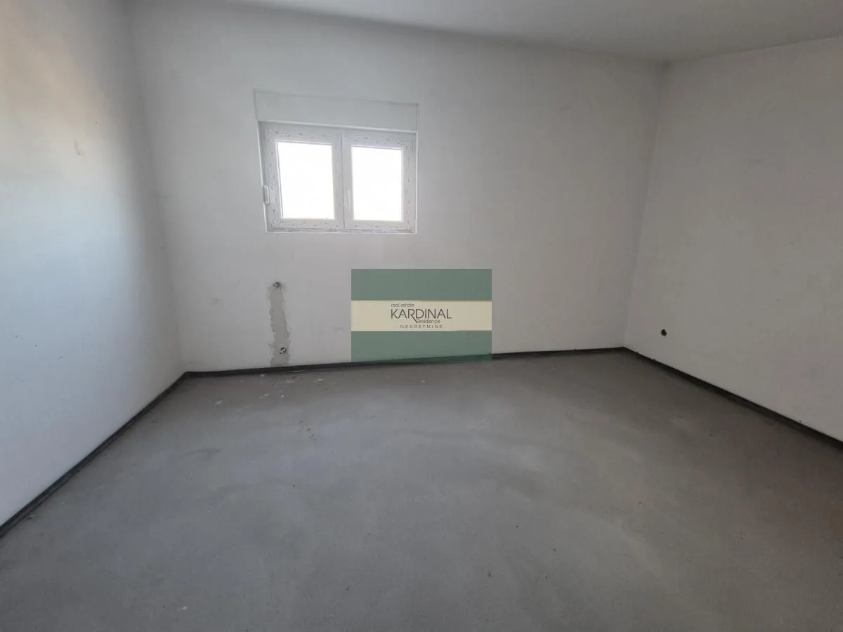 Prodaja, stan, 222m², Centar, Jagodina