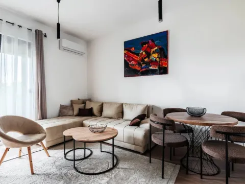 Rent, one bedroom apartment, 44m², Bečići, Budva - image 3