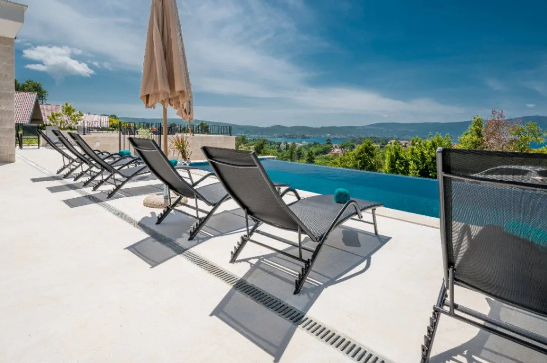 Prodaja, kuća, 250m², Mrčevac, Tivat