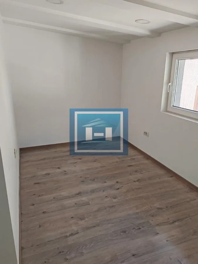 Sale, three bedroom apartment, 72m², Botanička Bašta, Palilula Sve Podlokacije